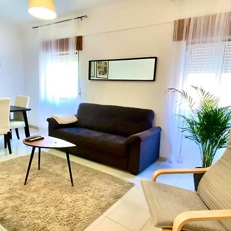 Chiado Apartment With Terrace 1 リスボン エクステリア 写真