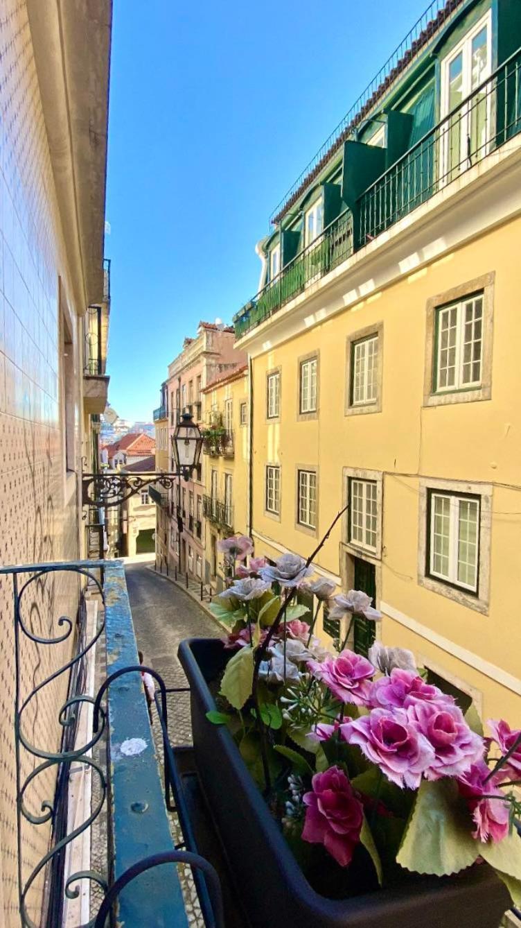 Chiado Apartment With Terrace 1 リスボン エクステリア 写真